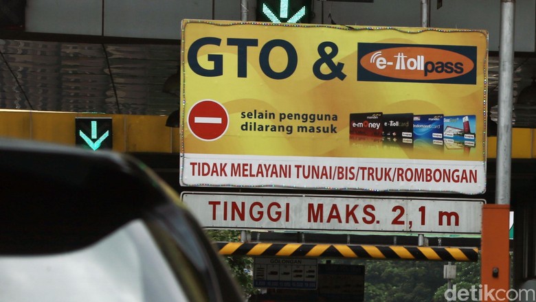 Bayar Pakai Uang Elektronik, Keluar-Masuk Tol Kok Malah Macet?