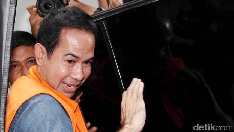 ADIL!!!? Korupsi 9M dibui 1 Tahun, Korupsi 26 Juta dibui 4,5 Tahun