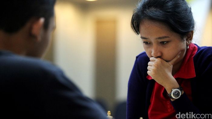 Dewa Kipas Vs Irene Kharisma Nanti Sore, Ini Profil Kedua Pecatur