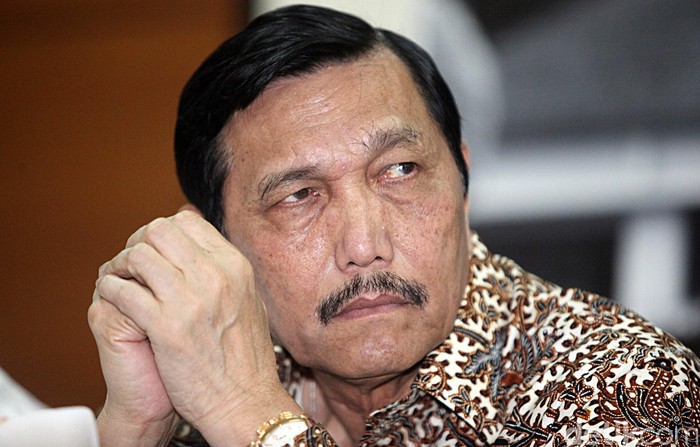 Luhut: Yang Ngomong Jangan Vaksin, Tanggung Jawab Kalau Ada yang Meninggal!