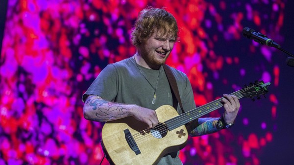 Facebook Blokir Pengguna Gara-gara Nyanyi Lagu Ed Sheeran