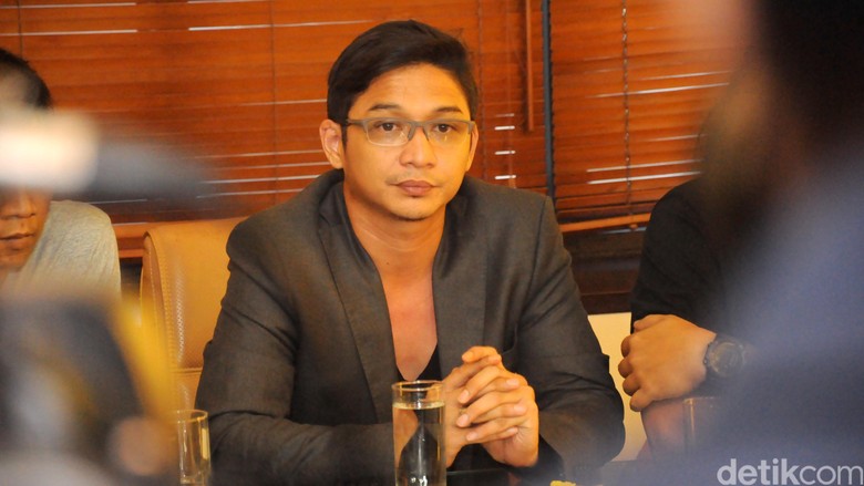 Nyanyi di Singapura Disoal DPRD Palu, Pasha 'Ungu': Apa Dasarnya?