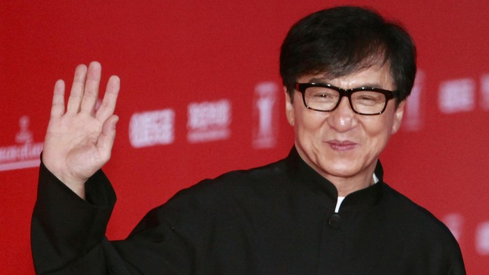 Rumor Jackie Chan Dikarantina karena Virus Corona