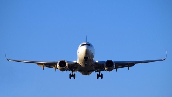 11-bandara-terdampak-larangan-bawa-laptop-ke-kabin