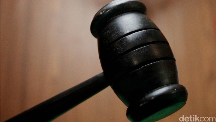 Pakai Dana Bansos Corona untuk Judi, Kades di Sumsel Terancam Hukuman Mati