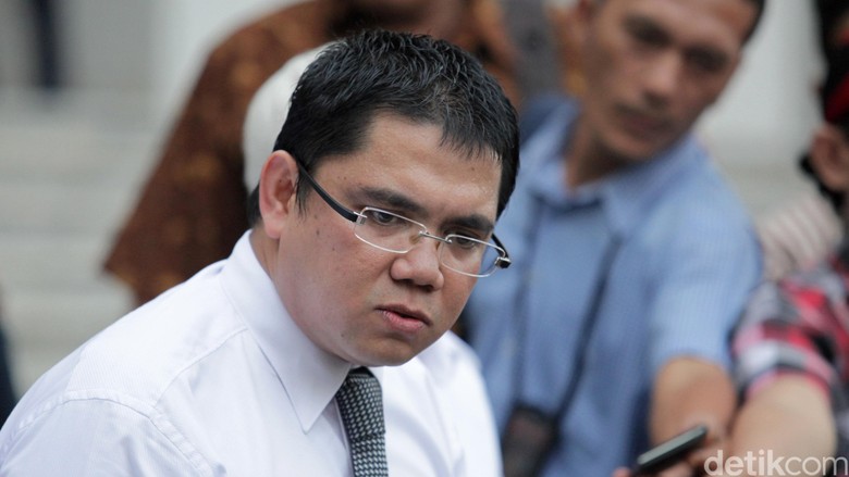 KPK Tak Panggil Anggota DPR 'Yang Terhormat', PDIP Sewot