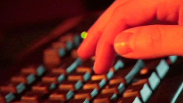 Heboh Guru SMP di Jakarta Kirim Chat Porno ke Siswi