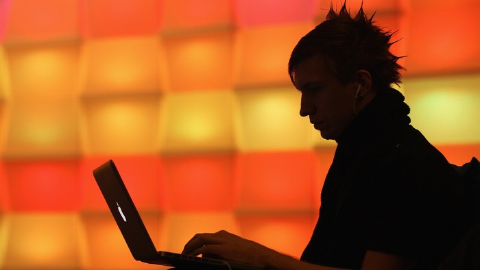 Pemerintah Tolak Ide RCTI: Konten Video Internet Tunduk ke UU Pornografi dkk