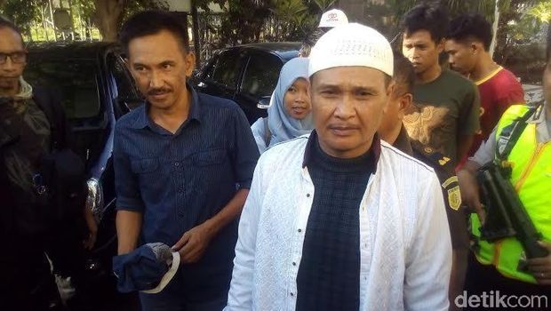 Caleg-caleg yang Bikin Kaget