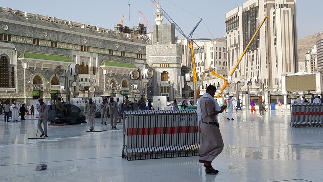Pengelolaan dana haji.