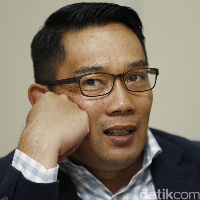 Ridwan Kamil Minta Karyawan Muslim Tak Diwajibkan Pakai Atribut Sinterklas