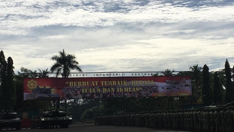 Pagi ini Jokowi Sambangi Markas Kostrad di Cilodong