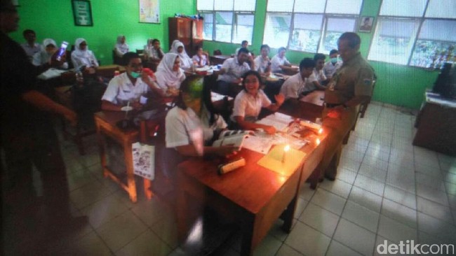 Tunggak Bayaran Rp 118 Juta, Aliran Listrik SMAN 48 Jaktim Diputus