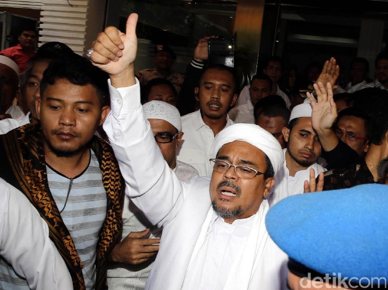 Ini Lho Makna Habib Rizieq Peroleh Visa Tanpa Batas dari Arab Saudi