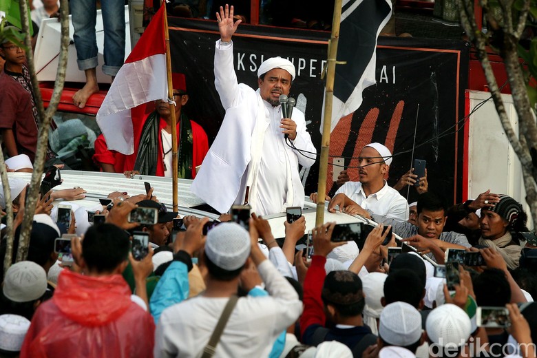 elektabilitas--capres--habib-rizieq-masih-nol-koma