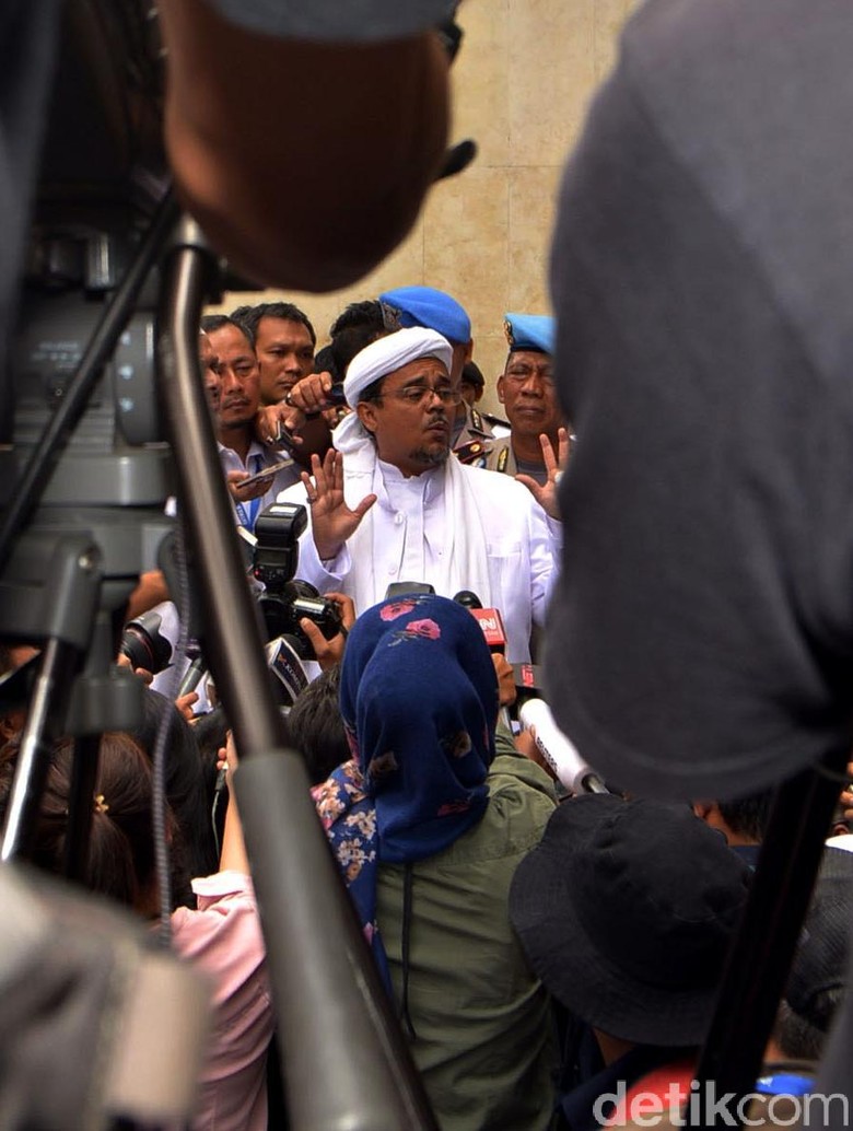 Tanggapan Dingin Koalisi 212 soal Habib Rizieq di Pilpres