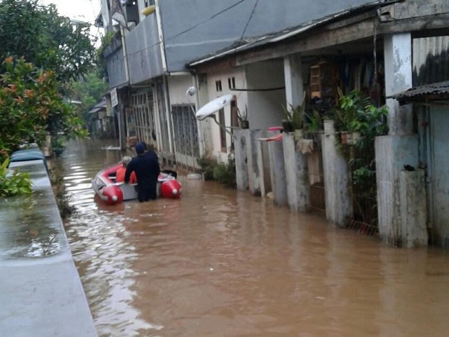 Kawasan Cipinang Melayu Kembali Terendam Banjir