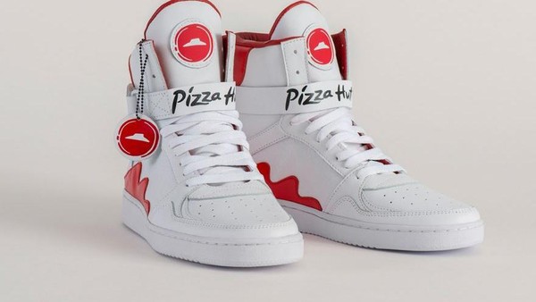 Sepatu Pintar Ini Bisa Untuk Pesan Pizza