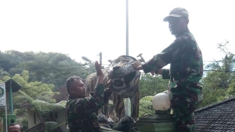 Patung Macan 'Lucu' Dibongkar, Pangdam: Bikin yang Lebih Bagus