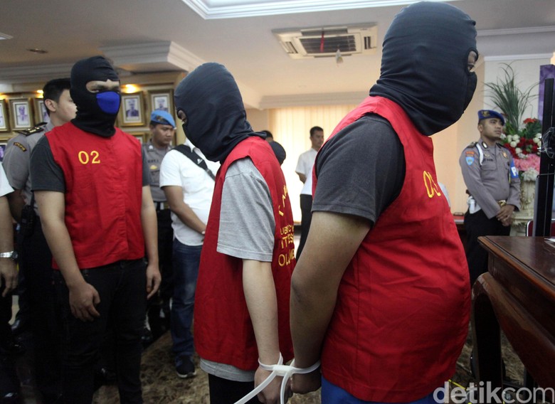 Sindikat Penyebar Video Gay Anak Raup Omzet Rp 10 Juta per Bulan