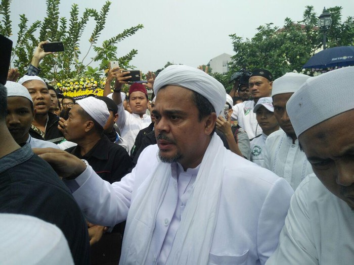 Pengacara Ungkit Kasus Bendera HRS: Penyidik Saudi Banyak Tanya Soal Jakarta