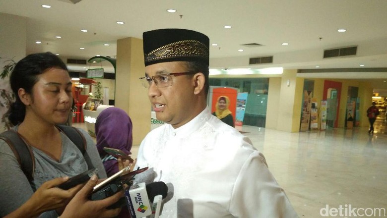 Cerita Anies yang Ada di Blok M Square Saat Lift Jatuh