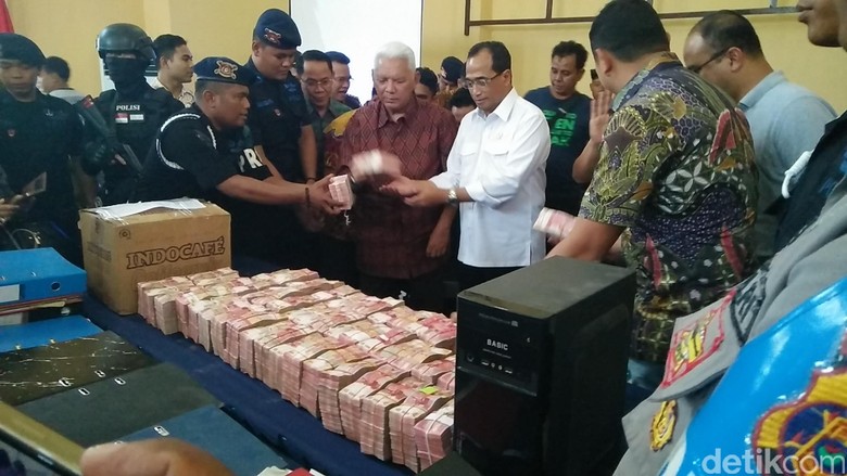 Abun, Pengusaha di Balik Megapungli di Samarinda Ditangkap!