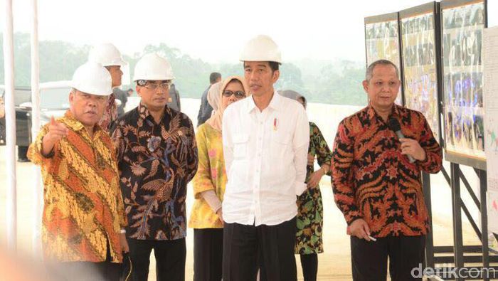 Jokowi Batalkan 14 Proyek Strategis Senilai Rp 264 Triliun