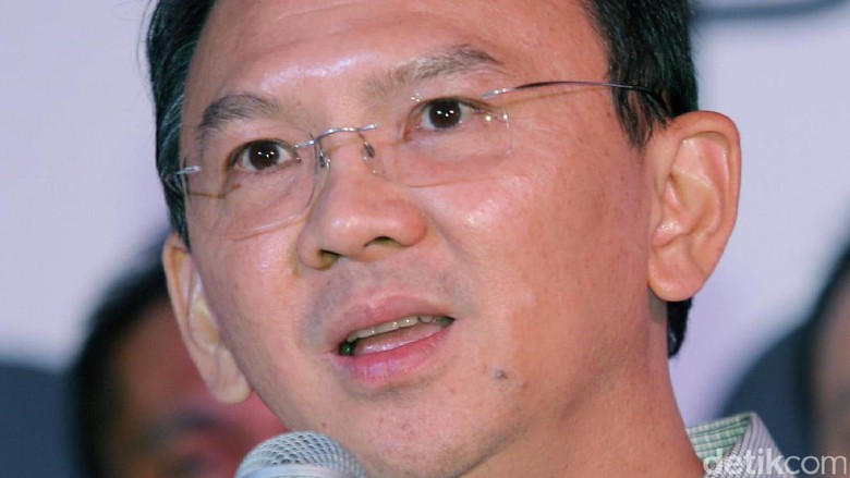 Berwajah Lesu, Ahok-Djarot Ucapkan Selamat ke Anies-Sandi