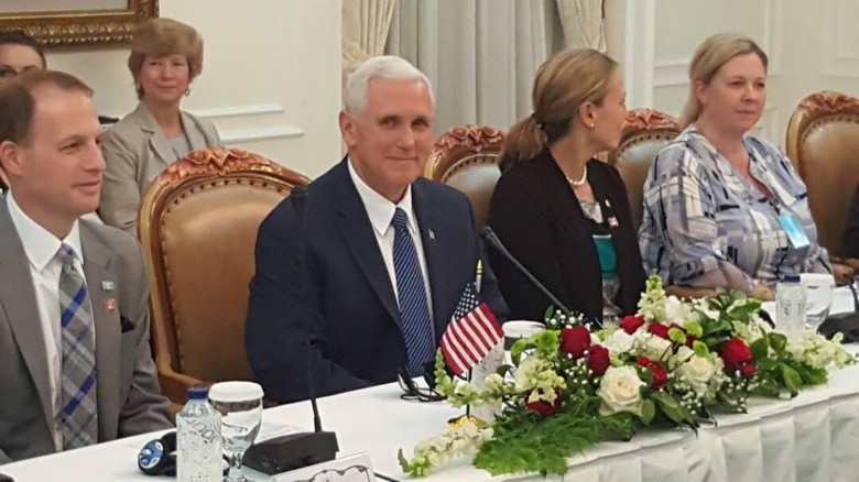 ri-as-deal-rp-130-triliun-dari-impor-lng-hingga-senjata-f-16
