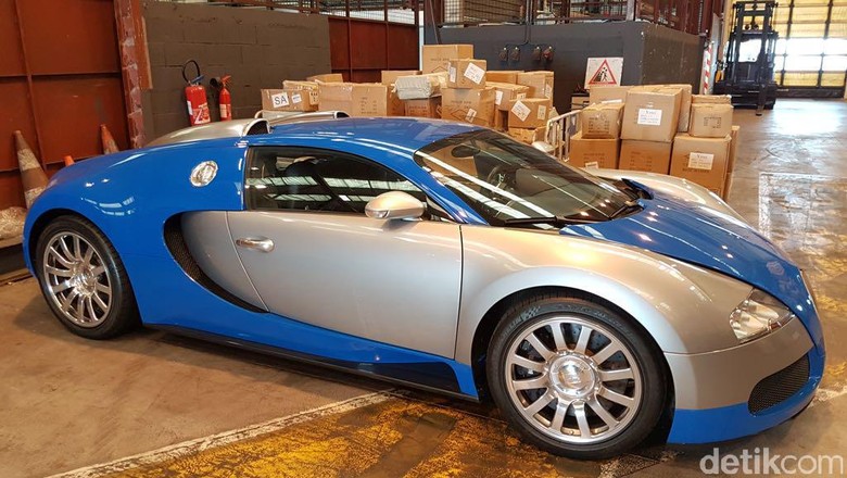 Wow, Mobil Tercepat Di Dunia, Bugatti Veyron Akhirnya Masuk ke Jakarta!