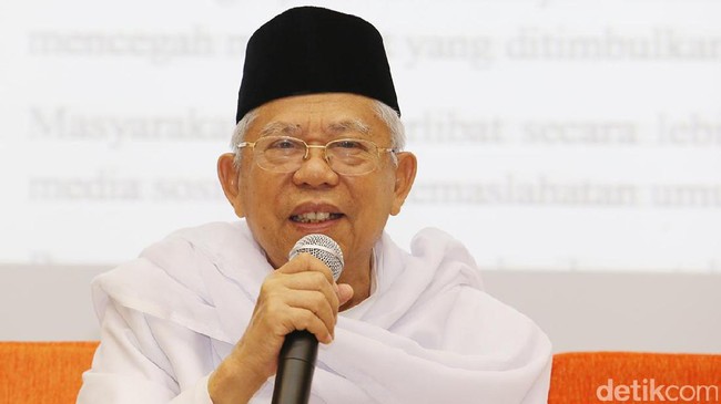 khmaruf-amin-ketua-fraksi-dpr-4-partai-islam-era-orba