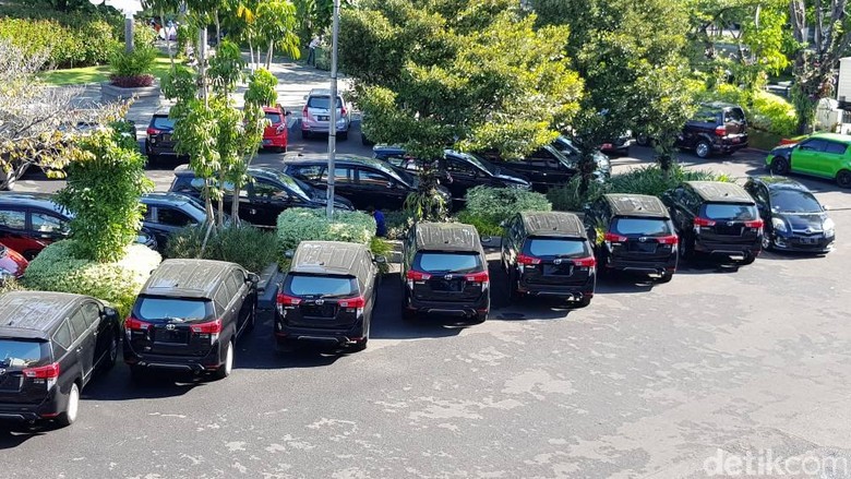 Hemm, 46 Anggota DPRD Surabaya Dapat Innova Terbaru