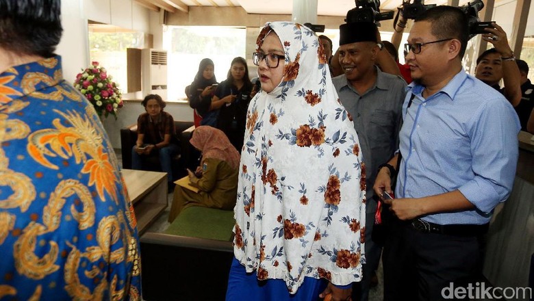 Cerita Kak Emma Soal Pertemanan dengan Firza Husein dan Habib Rizieq