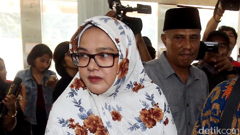Cerita Kak Emma Soal Pertemanan dengan Firza Husein dan Habib Rizieq
