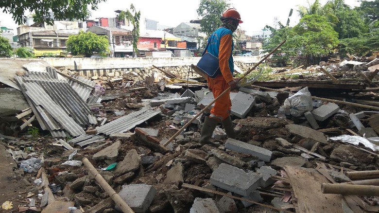 Lokasi Gusuran Kalijodo Akan Disulap Jadi Parkir Bus Wisata RPTRA