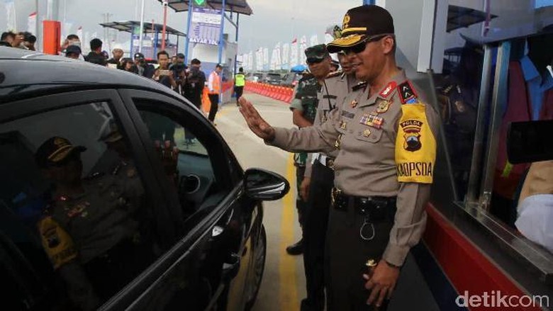 Baru Dibuka, Tol Fungsional Brebes-Batang Diserbu Pemudik