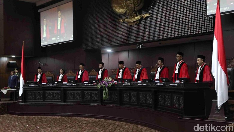 DPR: Orasi Gulingkan Pemerintah Dapat Dianggap Makar