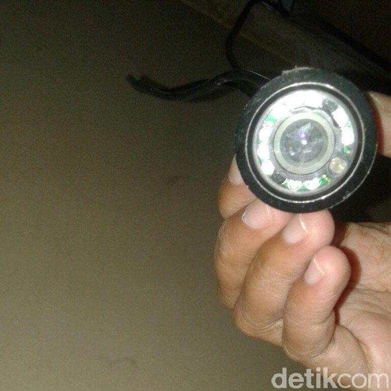 polisi-dalami-laporan-pemasangan-cctv-di-kamar-mandi-mahasiswi