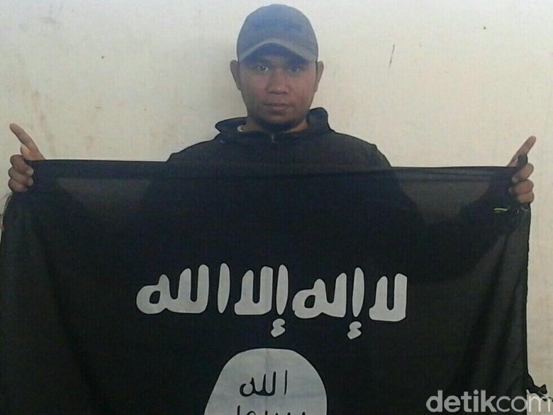 diduga-terlibat-jaringan-isis-pedagang-asongan-di-sulsel-ditangkap