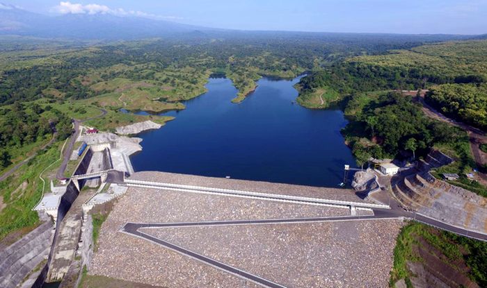Infrastruktur Terus Berlanjut, Jokowi dan Ma'ruf Amin Harus Melewati Tantangan Ini