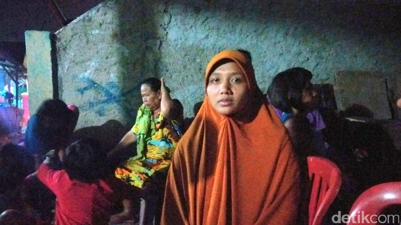 'Seandainya Suami Saya Maling, Apa Pantas Dibakar Hidup-hidup?'