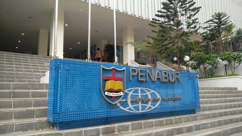 bahas-kasus-chat-porno-guru-smpk-penabur-bertemu-dengan-wali-murid