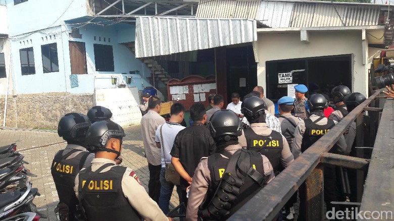 Polisi: Pembakar Umbul-umbul di Bogor Anti-NKRI