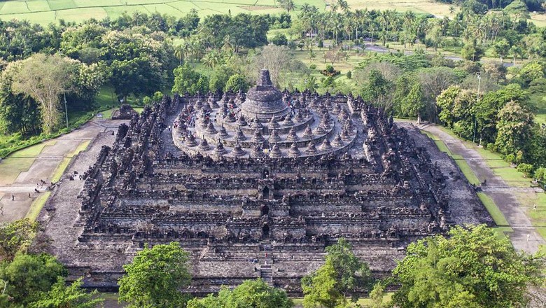 Efek Rohingya, Candi Borobudur Ditutup Sementara