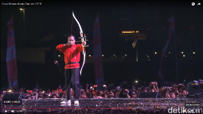 Aksi Jokowi Memanah Tandai Countdown Asian Games 2018