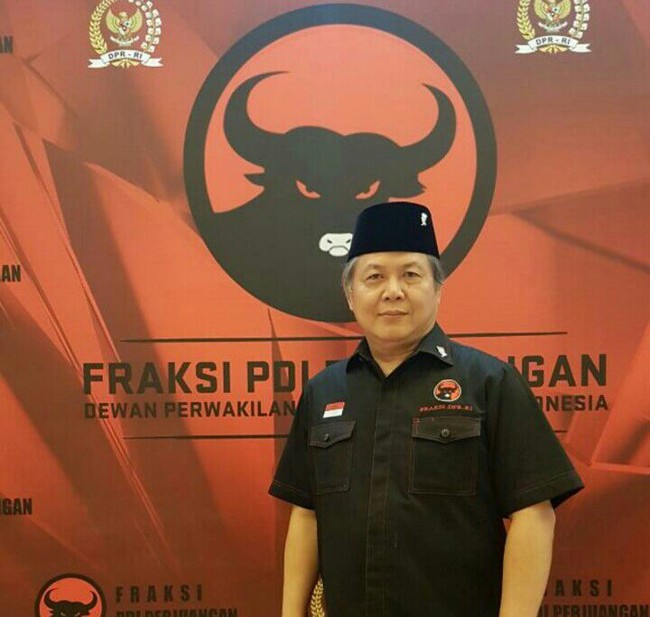 kpu-larang-eks-koruptor-nyaleg-pdip-serahkan-ke-parpol