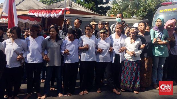 Intrik Keluarga di Tanah Sengketa Sunda Wiwitan