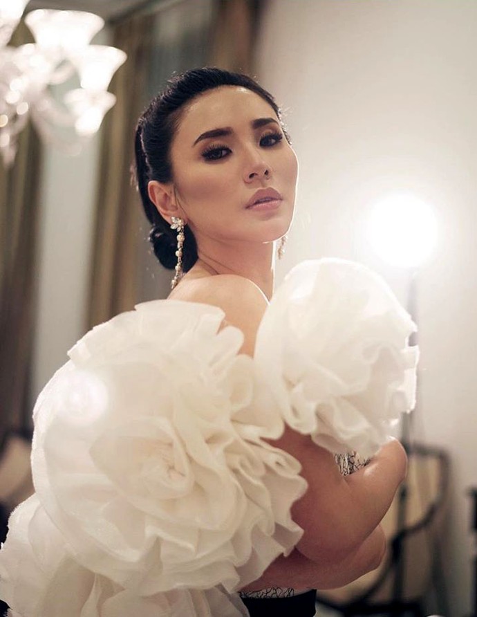 Enggak Nyangka, Wanita Cantik Ini Wadirut Raksasa Jalan Tol Lho