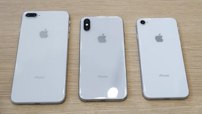 Perbaikan Cover Belakang iPhone 8 Lebih Mahal dari Layar